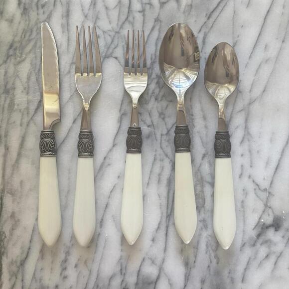 Argent Orfevres White Ornate Handle Stainless Silver Soup Spoon Individual Pcs - Picture 7 of 8